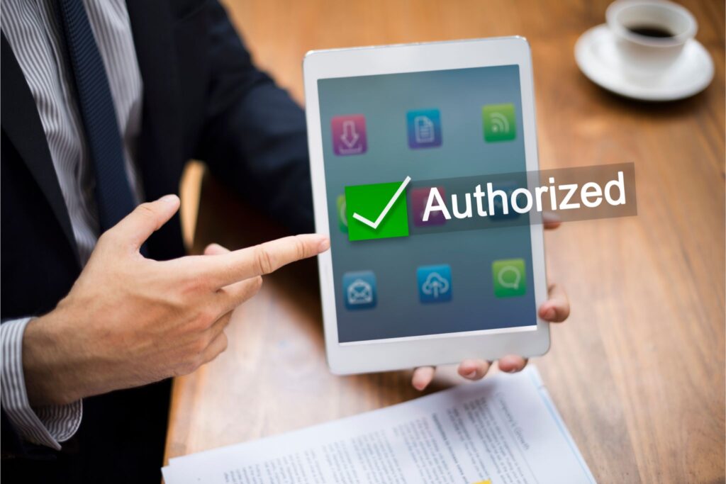 How to implement a mobile app subscription model ios
